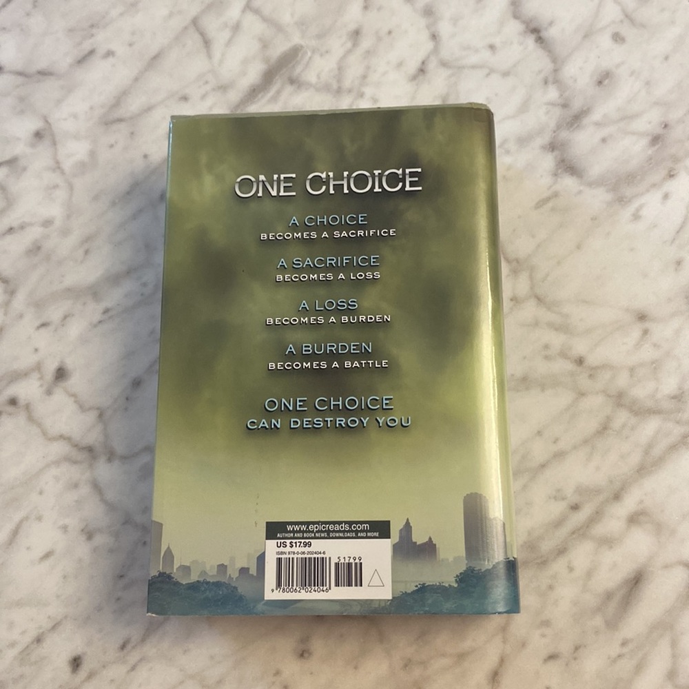 Veronica Roth INSURGENT - Picture 2 of 4